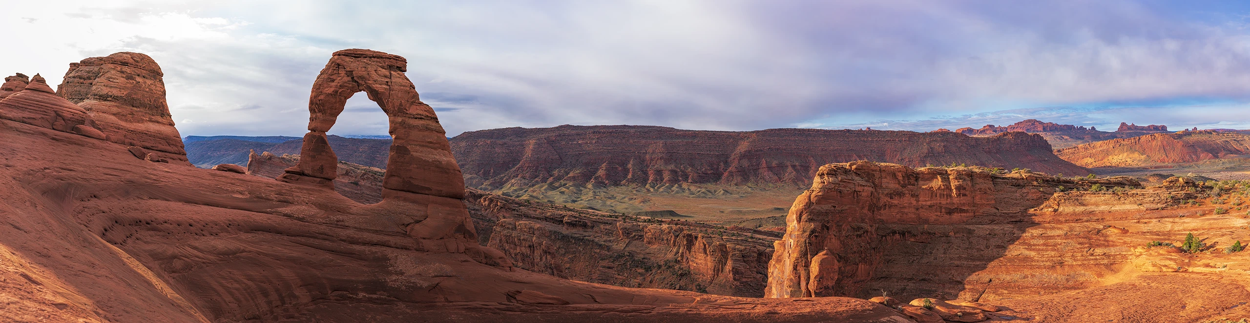 Delicate Arch in Morning Golden Hour light