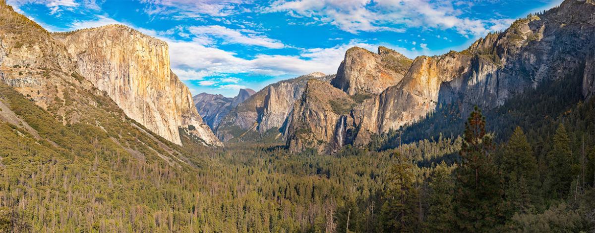 Tunnel View in Yosemite