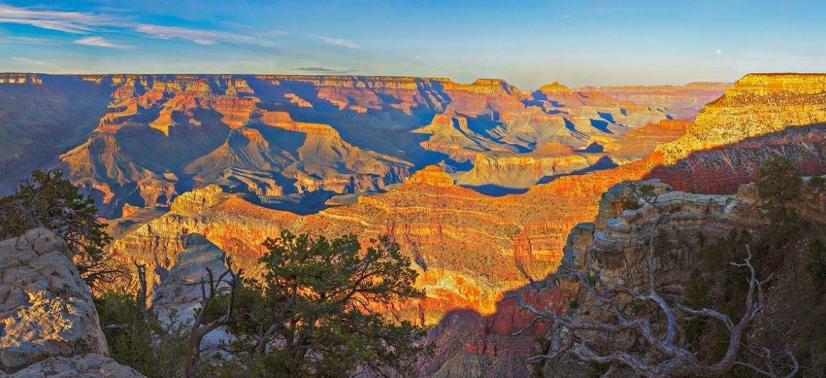 Moon rise Over the Canyon