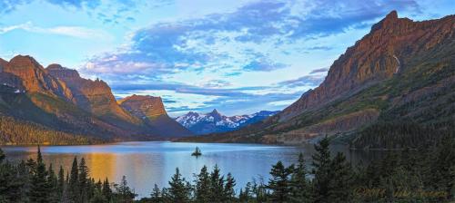 Sunrise at Wild Goose Island