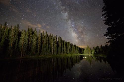 Milky-Way-Over-Lake-Irene